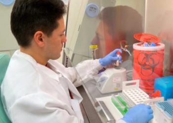 CIENTÍFICOS DE EE.UU PREPARAN EN CALIFORNIA AEROSOL ANTI-COVID