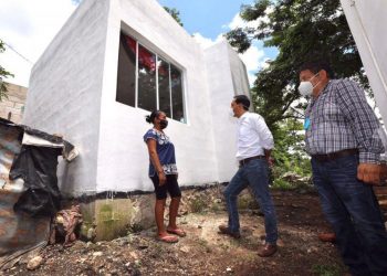 CON ACCIONES DE VIVIENDA, EL GOBIERNO DEL ESTADO MEJORA LA CALIDAD DE VIDA DE FAMILIAS YUCATECAS