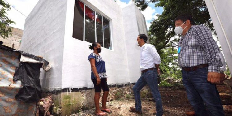 CON ACCIONES DE VIVIENDA, EL GOBIERNO DEL ESTADO MEJORA LA CALIDAD DE VIDA DE FAMILIAS YUCATECAS