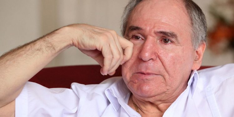 DETIENEN AL EXPRESIDENTE DE ECUADOR, ABDALÁ BUCARAM, POR DELINCUENCIA ORGANIZADA