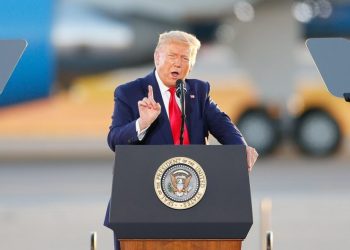 EN MEDIO DE LAS PROTESTAS, TRUMP VISITARÁ A KENOSHA