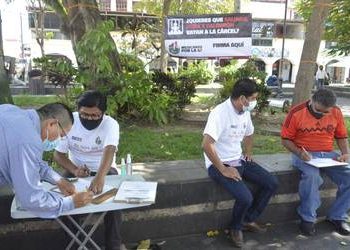 EN TABASCO FIRMAN PARA ENJUICIAR A EX PRESIDENTES