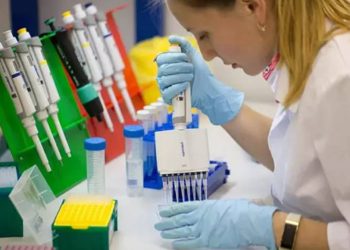 ESPAÑA AUTORIZA PRIMER ENSAYO CLÍNICO EN HUMANOS DE VACUNA CONTRA COVID-19