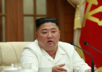 KIM JONG-UN REAPARECE EN PÚBLICO TRAS UNA OLA DE RUMORES SOBRE SU ESTADO DE SALUD