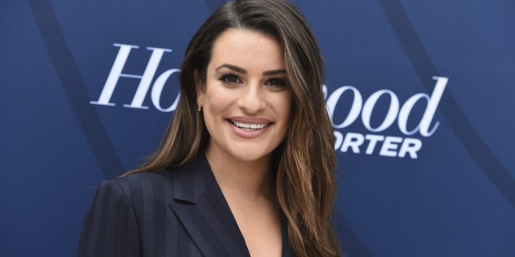LA ACTRIZ DE «GLEE» LEA MICHELE DA A LUZ A UN NIÑO