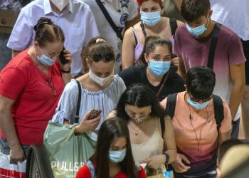 LA OMS RESPALDA REALIZACIÓN DE PRUEBAS A GENTE ASINTOMÁTICA