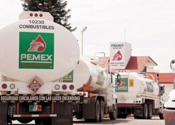 LIBERAN A PEMEX DE CARGAS FISCALES