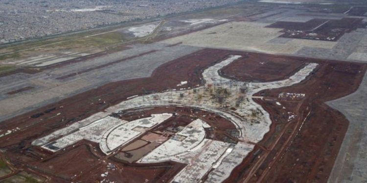 LÓPEZ OBRADOR PEDIRÁ QUE SE OFREZCAN DISCULPAS POR AEROPUERTO EN TEXCOCO