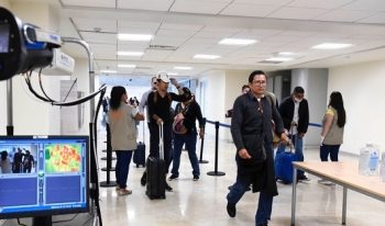 MANTIENE SECRETARÍA DE SALUD FILTRO SANITARIO EN AEROPUERTO DE VILLAHERMOSA POR COVID-19