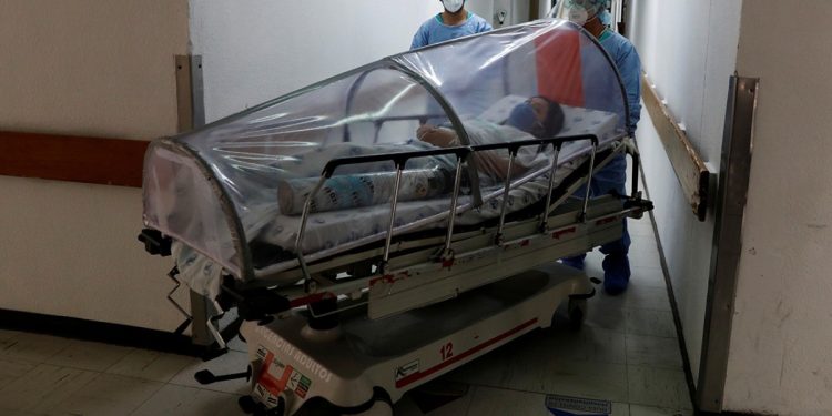 NUEVO LEÓN ENFRENTA SATURACIÓN HOSPITALARIA