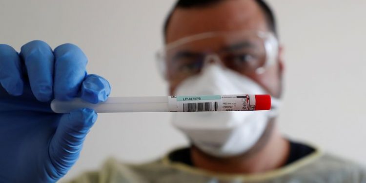 PIDE AMLO A SALUD DECIDIR SI AMPLÍA ACCESO A PRUEBAS DE COVID-19