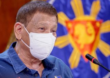 PRESIDENTE DE FILIPINAS SE OFRECE PARA PROBAR LA VACUNA RUSA CONTRA EL COVID-19