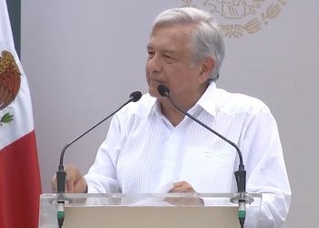 PROMETE AMLO TERMINAR LA VÍA CORTA A PUERTO VALLARTA