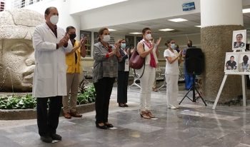 REALIZAN EN EL ‘JUAN GRAHAM’ CEREMONIA EN MEMORIA DE FALLECIDOS POR COVID-19