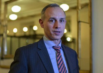 SENADORES PANISTAS INSISTEN QUE HUGO LÓPEZ-GATELL RENUNCIE
