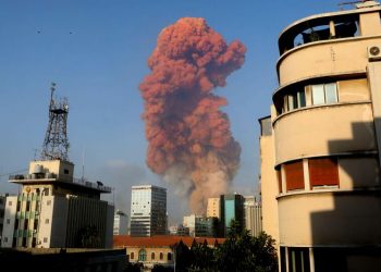 TRUMP AFIRMA QUE EXPLOSIÓN EN BEIRUT PARECE «UN ATAQUE CON BOMBA»