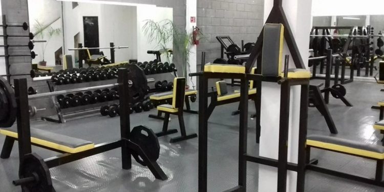 GIMNASIOS SE ENSAÑAN CON SUS CLIENTES SUBEN PRECIOS