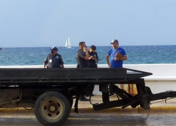 POLICÍA QUINTANA ROO DEJA IR A ELEMENTOS DE LA FGR QUIENES ANDABAN DE «FIESTA»