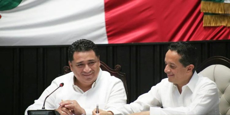 EDUARDO MARTÍNEZ CONTESTARÁ IV INFORME DEL GOBERNADOR CARLOS JOAQUÍN