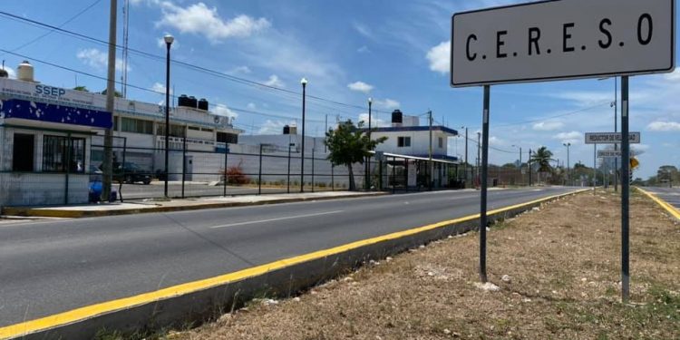 INCAUTAN DROGA, CELULARES Y MEMORIAS USB EN EL CERESO DE CHETUMAL