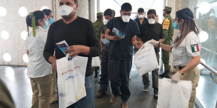 DISTRIBUIRÁ INM 3 MIL KITS DE SALUD A PERSONAS REPATRIADAS QUE INGRESEN POR LOS AEROPUERTOS DE GUADALAJARA, VILLAHERMOSA Y CDMX