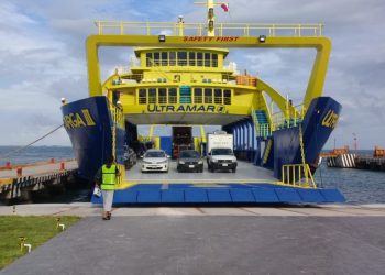 DEJA ULTRAMAR-CARGA VARADOS A MÁS DE 60 FAMILIAS EN “PUNTA VENADO”