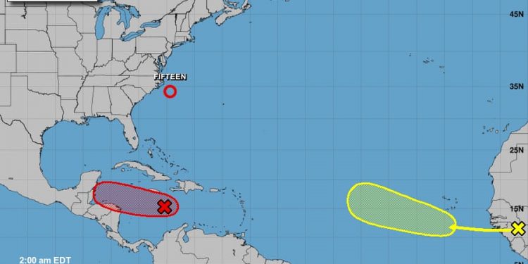 LA DEPRESIÓN TROPICAL “DIECISÉIS” VA EN DIRECCIÓN HACIA QUINTANA ROO