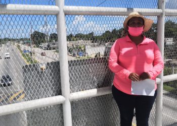 MUJER REALIZA HUELGA DE HAMBRE POR SER VÍCTIMA DE 12 ROBOS EN SU VIVIENDA