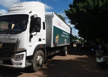 HABITANTES DE LA ESPERANZA RETIENEN CAMIÓN DE DESPENSAS DE SEGALMEX