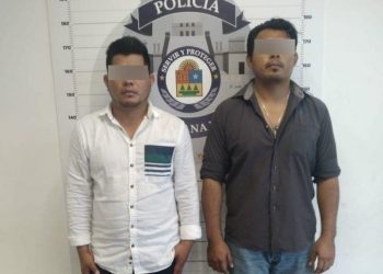 DETIENEN A DOS POLICÍAS ESTATALES POR ROBO CON VIOLENCIA