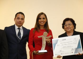 GESTIÓN DE MARA LOGRA PREMIOS A NIVELES ESTATAL, NACIONAL E INTERNACIONAL
