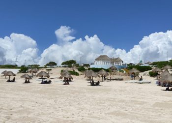 TRES PLAYAS PÚBLICAS DE CANCÚN ABREN HOY