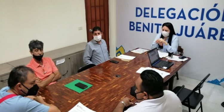 IMOVEQROO SOSTIENE REUNIÓN DE TRABAJO CON LÍDERES DE MOTOTAXIS BONFIL.