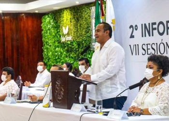 RINDE JUAN CARRILLO SU SEGUNDO INFORME DE GOBIERNO