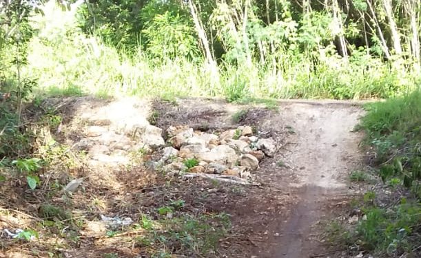 AUTORIDADES OLVIDAN REPARAR CAMINO INTRANSITABLE ENTRE MIXTEQUILLA Y CHAN SANTA CRUZ