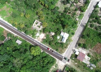 HABITANTES DE GAVILANES AGRADECEN LA PAVIMENTACIÓN REALIZADA POR EL GOBIERNO DE SOFÍA ALCOCER