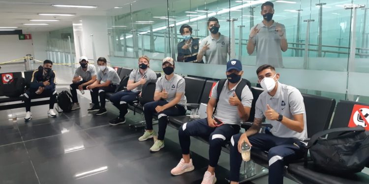 PUMAS YA VIAJA HACIA VILLAHERMOSA, TABASCO PARA SU PARTIDO DE MAÑANA