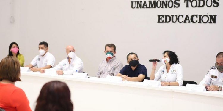 GOBIERNO DE LAURA FERNÁNDEZ PONE EN MARCHA EL PROGRAMA “UNÁMONOS TODOS EN LA EDUCACIÓN”