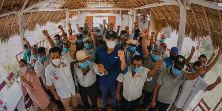 DIPUTADOS RECORREN LA ZONA MAYA