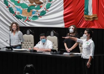 RINDE PROTESTA MARCIA FERNÁNDEZ