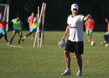 «CHACO» GIMÉNEZ ES EL ENTRENADOR DE LA SEMANA 4