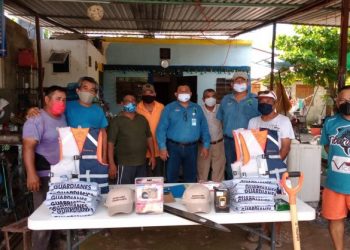 ENTREGA DE EQUIPO Y MATERIAL PARA LOS COMITÉS DE GUARDIANES COMUNITARIOS DE LA ZONA SUR