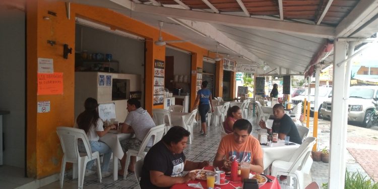 GOLPEA CRISIS A RESTAURANTES DE ZONA CENTRO DE CANCÚN
