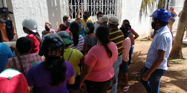 EXIGEN TRANSPARENCIA EN EL MANEJO DE VIVIENDA EMERGENTE