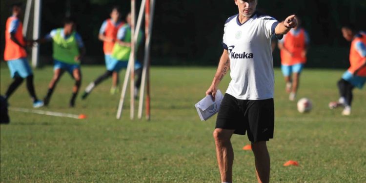 CHACO ORGULLOSO DE SANTI POR SU LLAMADO A SELECCIÓN