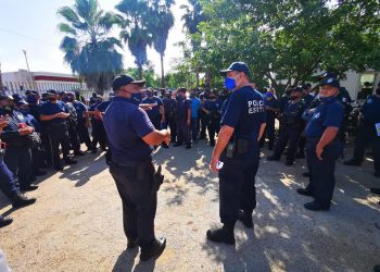 POLICÍAS DE JMM EXIGEN LA DESTITUCIÓN INMEDIATA DE SU DIRECTOR ABRAHAM OLIVA MORA