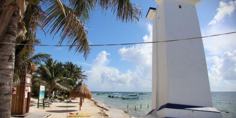 GOBIERNO DE LAURA FERNÁNDEZ NO BAJA LA GUARDIA EN LA ATENCIÓN DEL SARGAZO