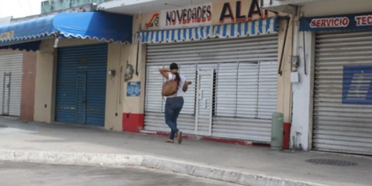 SIGUEN COLAPSADOS NEGOCIOS A PESAR DE SEMÁFORO AMARILLO