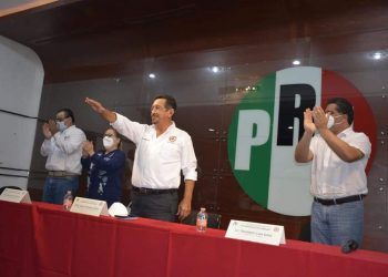 RINDE PROTESTA DE RIGOR NUEVO DIRIGENTE DE LA CNC TABASCO, CARLOS HERNÁNDEZ REYEZ.