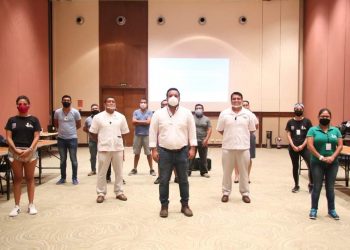 VAN 10 HOTELES QUE PARTICIPAN EN EL CURSO DE “MANEJO Y CONSERVACIÓN DE LA TORTUGA MARINA” EN ISLA MUJERES